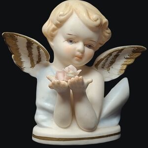 BISQUE PORCELAIN ANGEL CHERUB BIST FIGURINE HOLDING FLOWERS - ARCO JAPAN